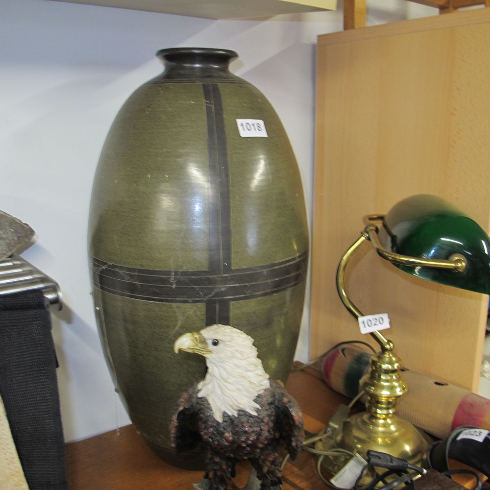Lot 1018: Item 1018