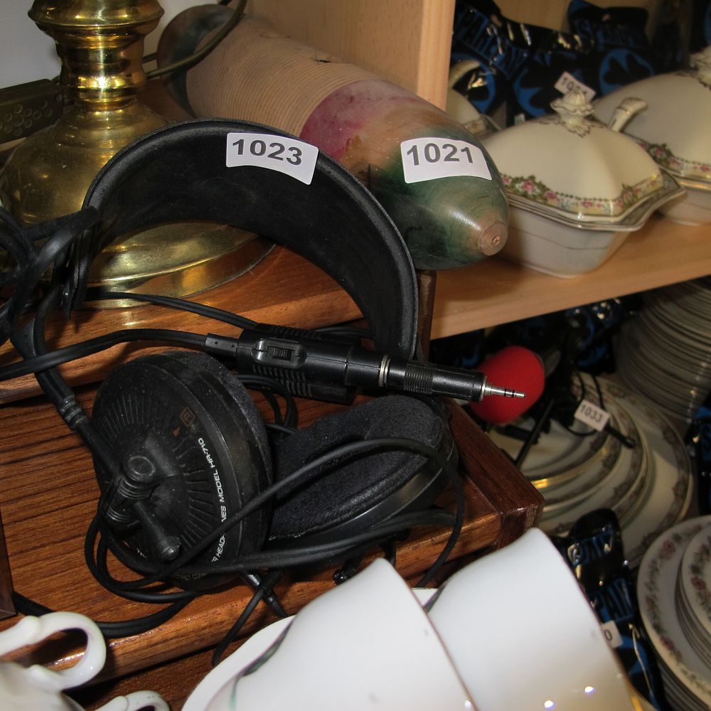 Lot 1023: Item 1023