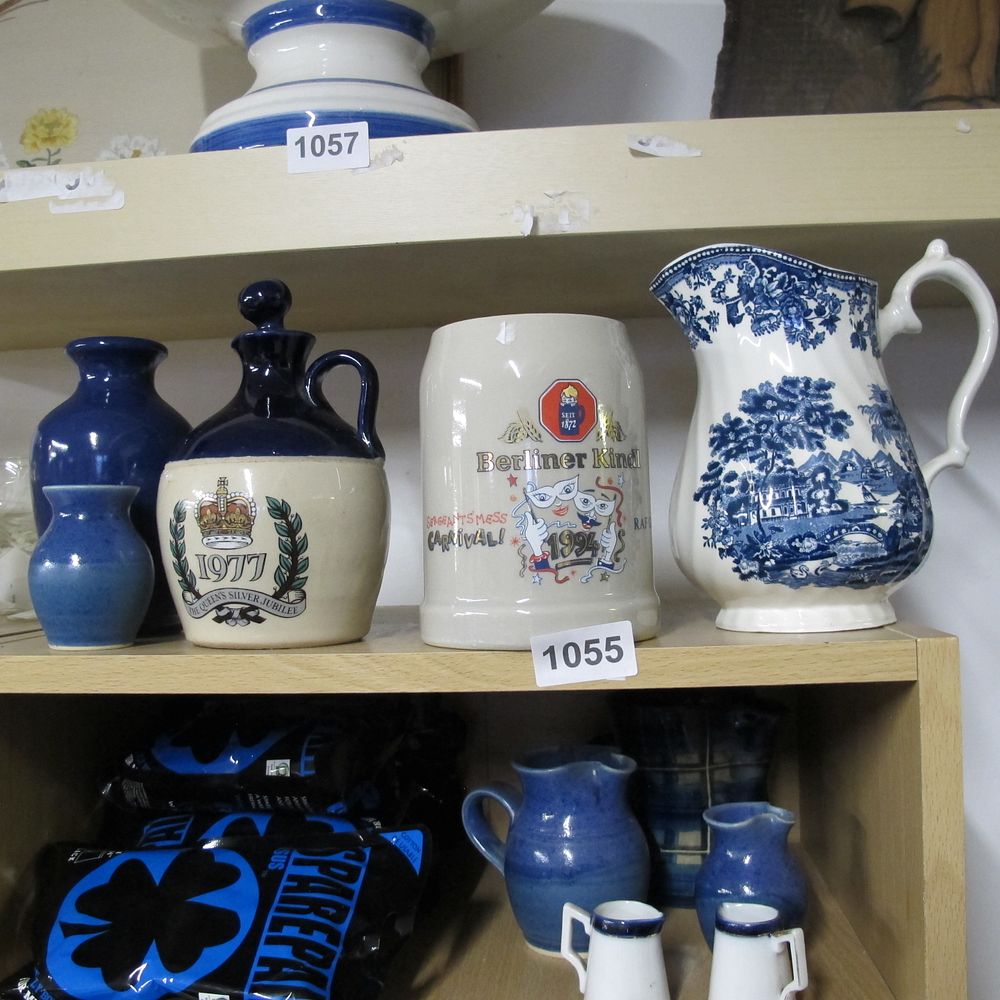 Lot 1055: Item 1055