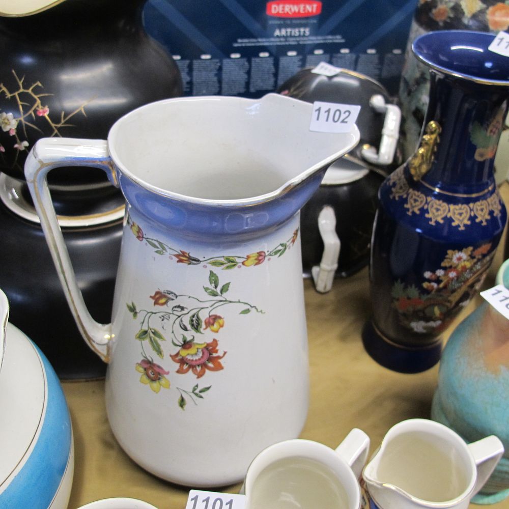 Lot 1102: Item 1102