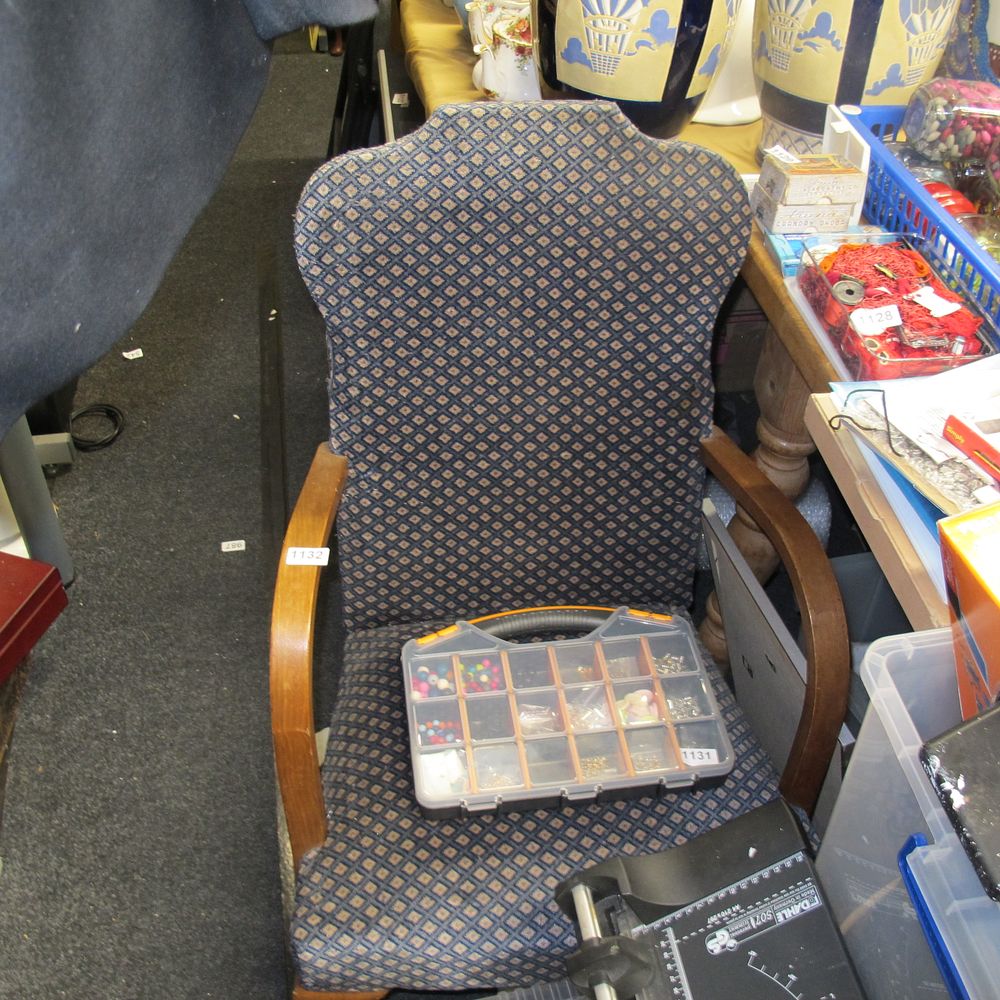 Lot 1132: Item 1132