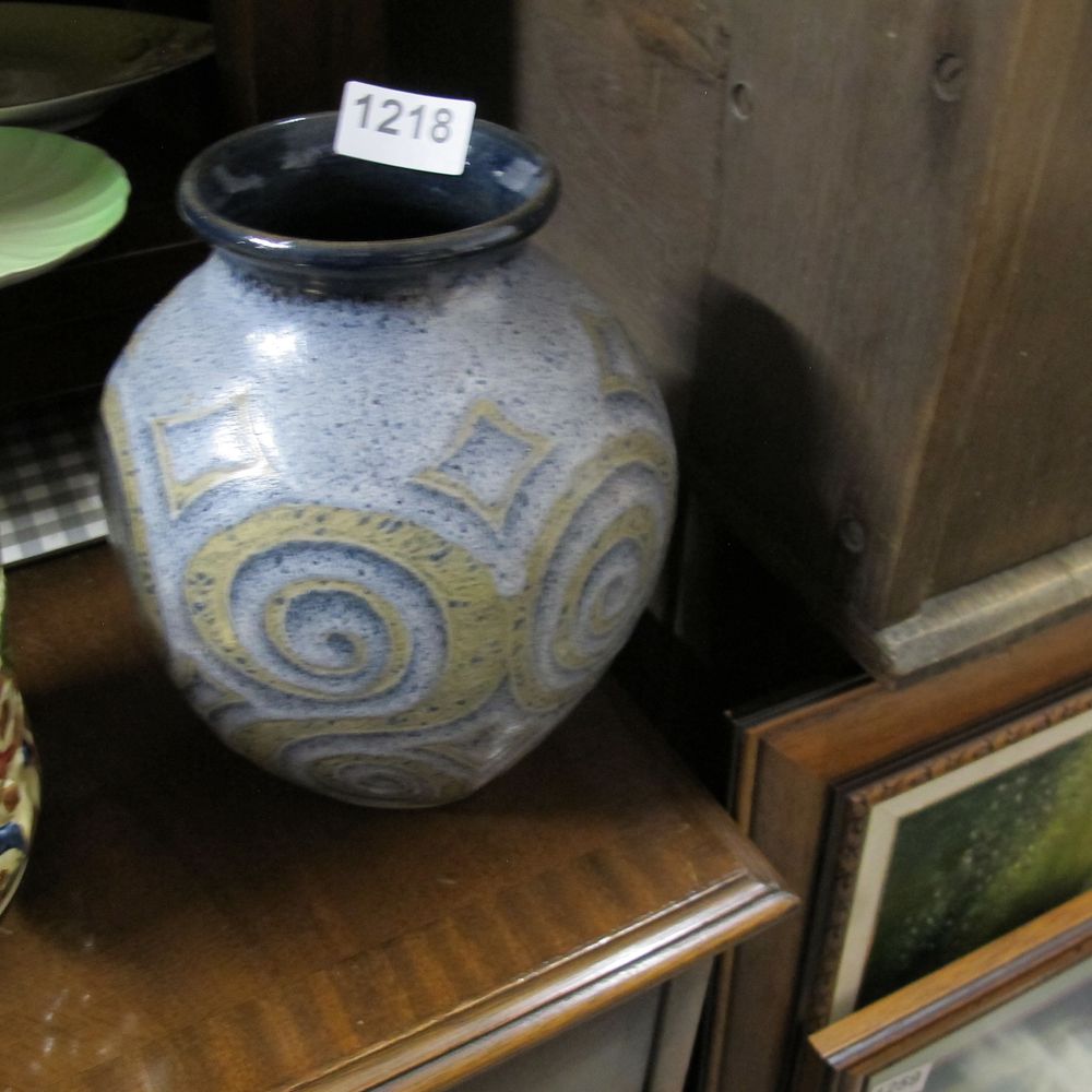 Lot 1218: Item 1218