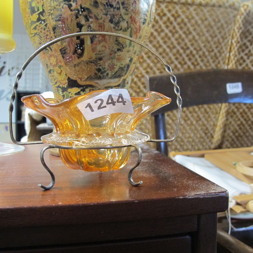 Lot 1244: Item 1244