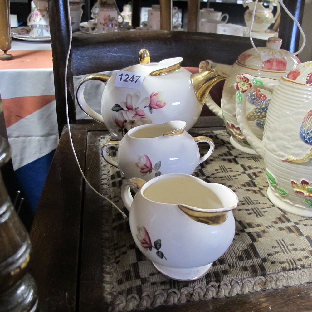 Lot 1247: Item 1247
