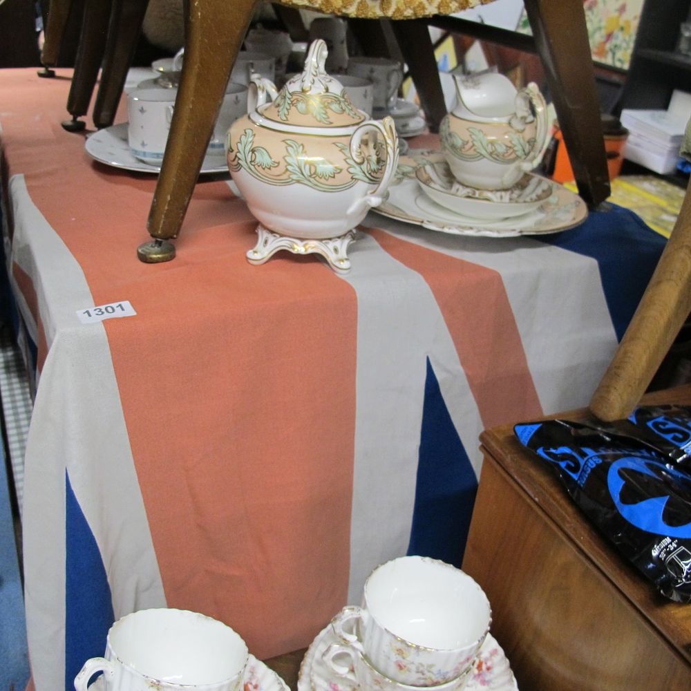 Lot 1301: Item 1301