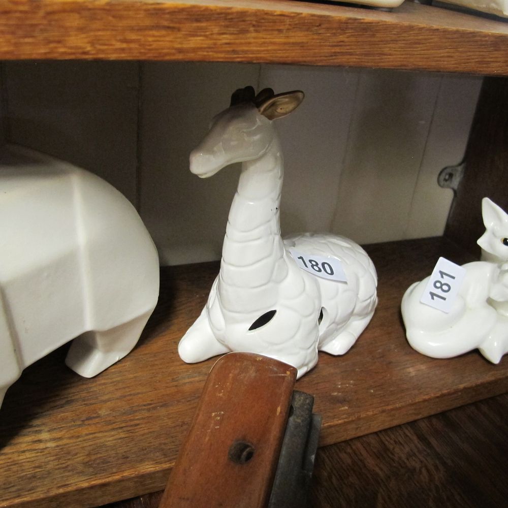 Lot 180: giraffe ornament