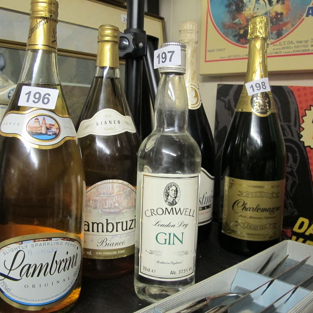 Lot 197: bottle of gin