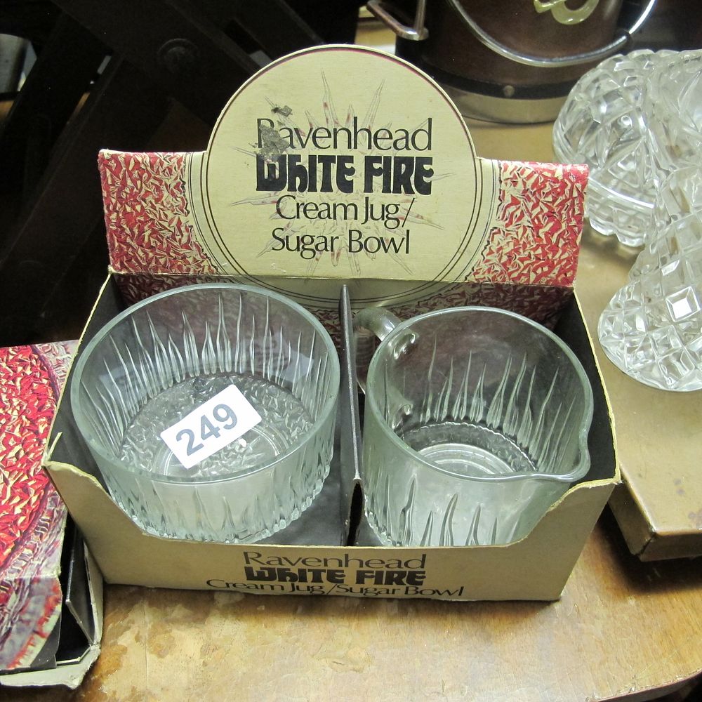 Lot 249: Ravenhead cream jug and sugar bowl