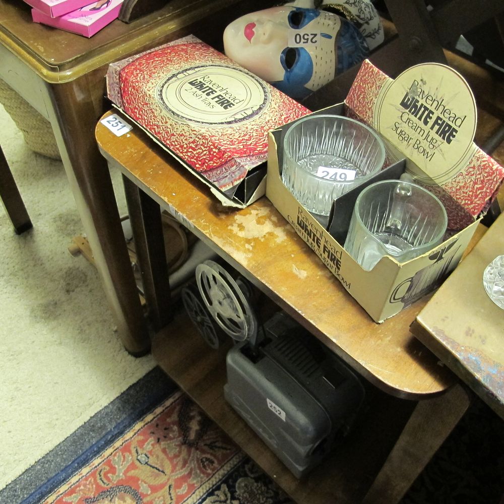 Lot 251: vintage table