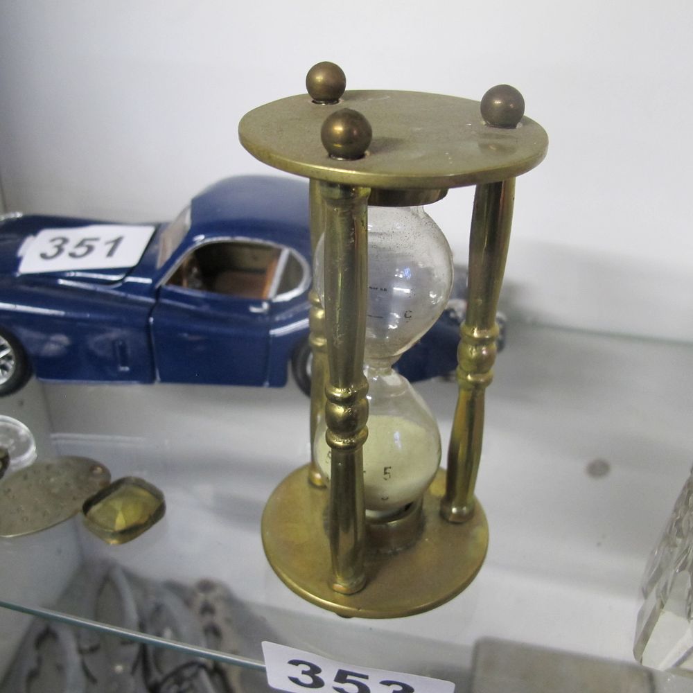 Lot 353: egg timer