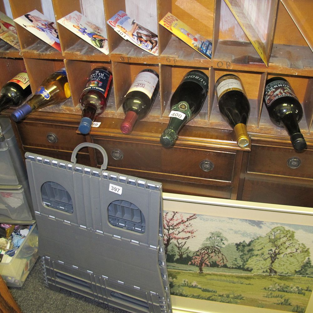 Lot 400: 6 bottles of alcohol