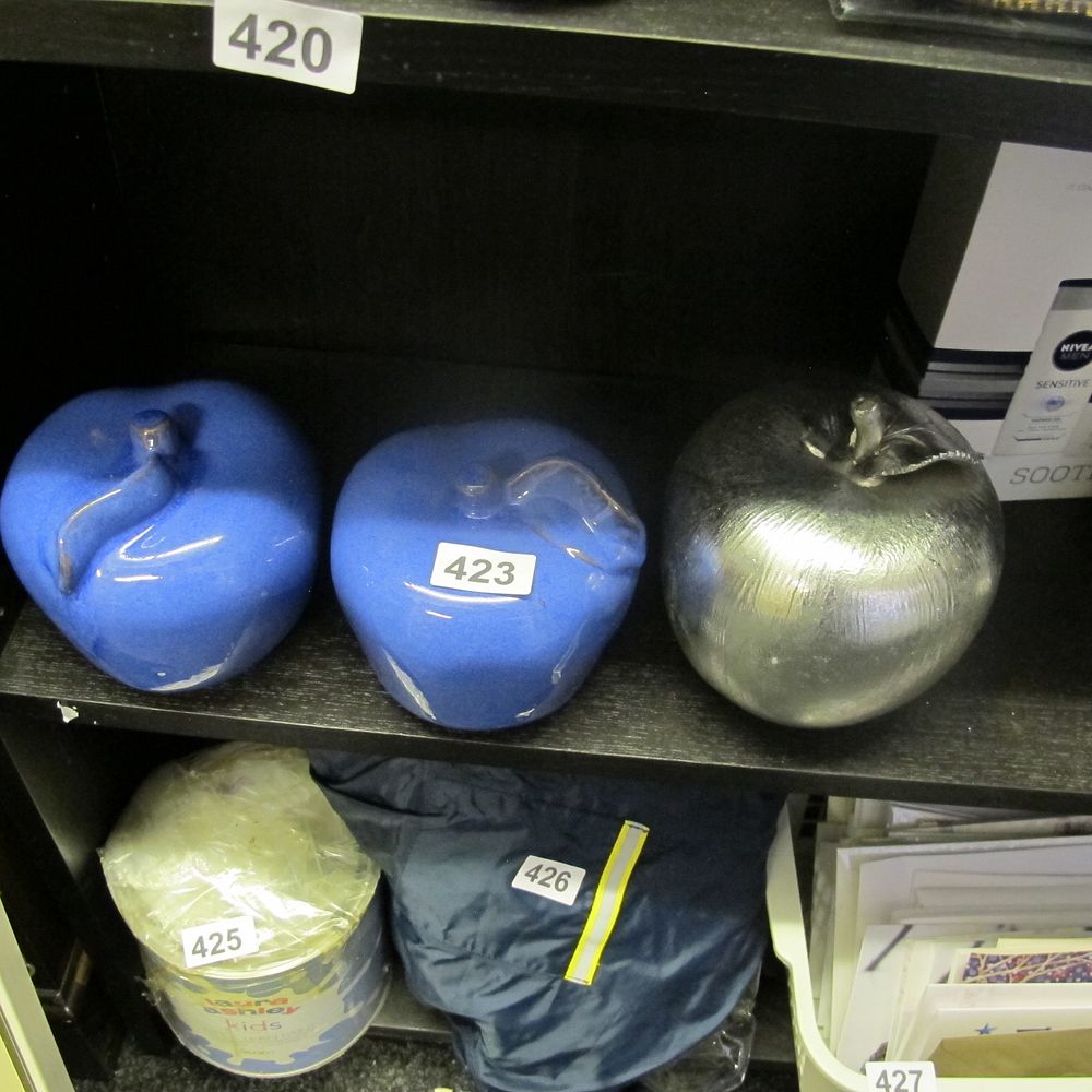 Lot 423: apple ornaments