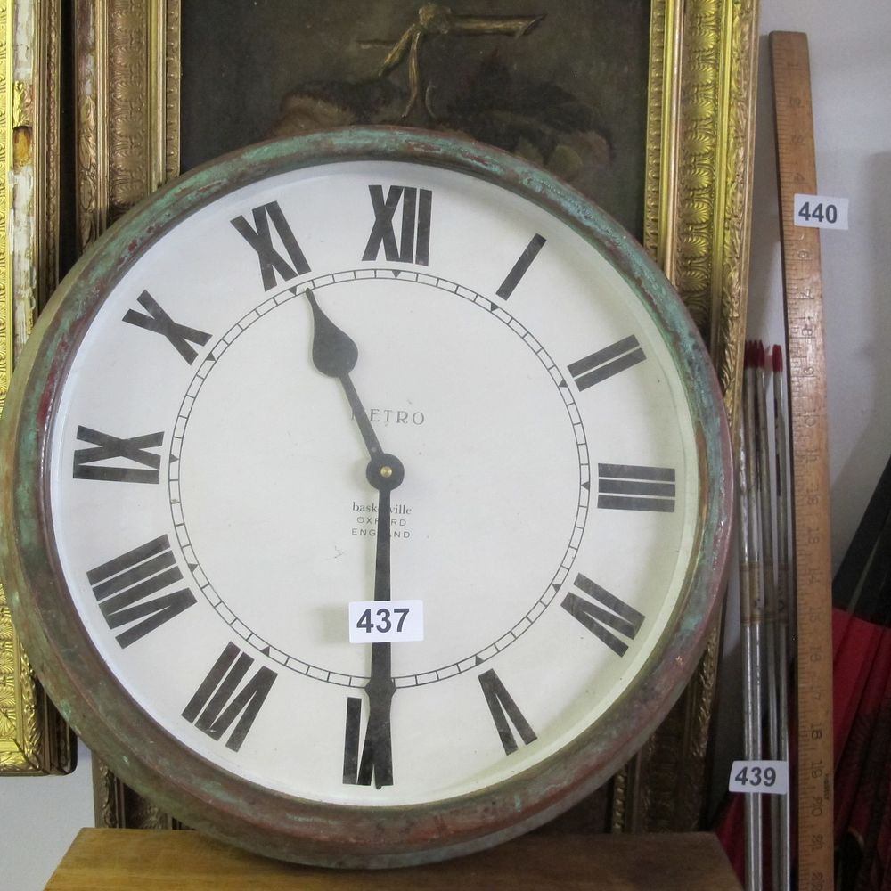 Lot 437: wall clock