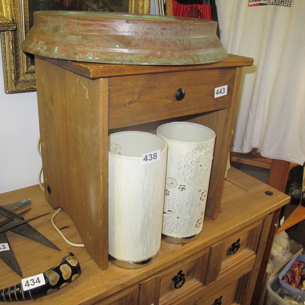 Lot 443: small bedside table