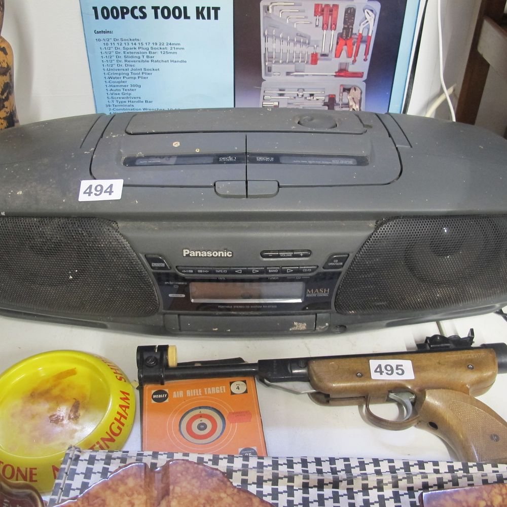 Lot 494: Panasonic ghetto blaster