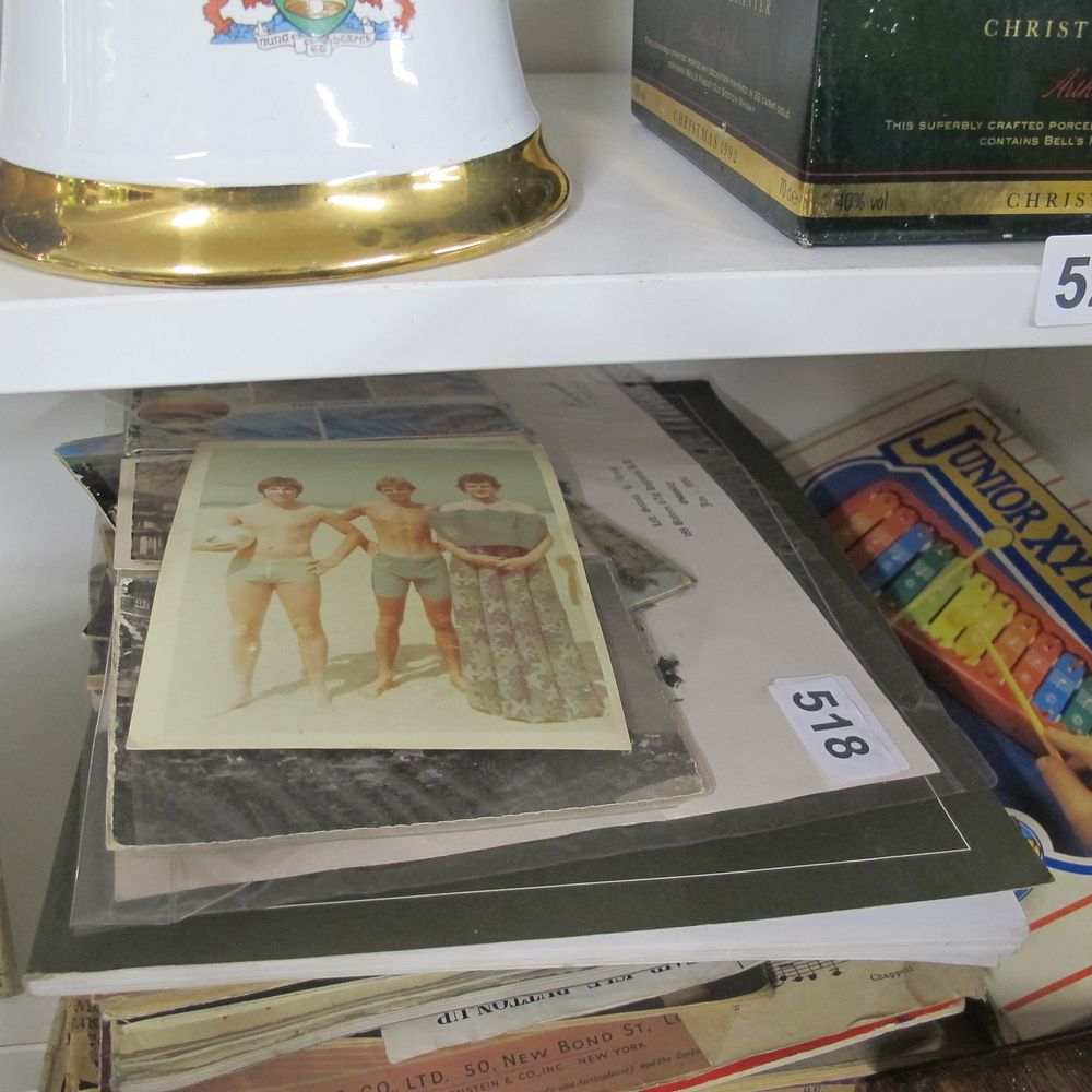 Lot 518: qty of ephemera