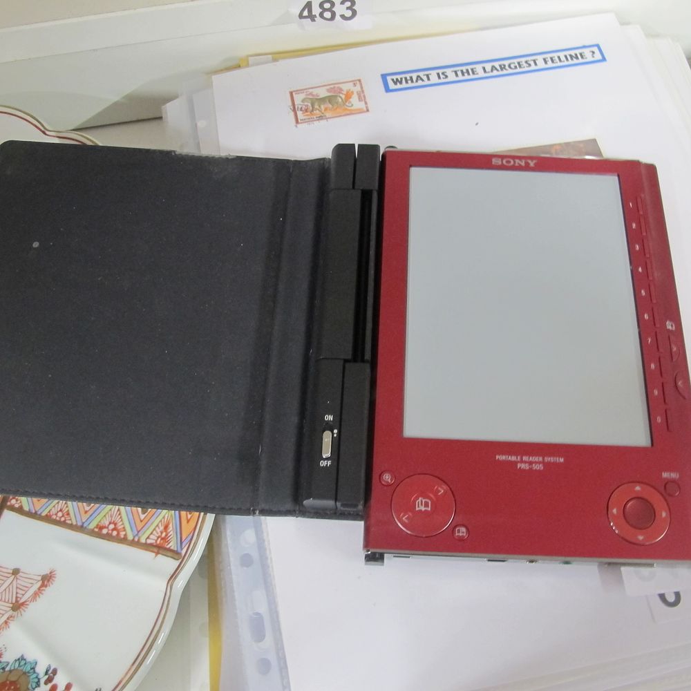 Lot 612: Sony portable reader system