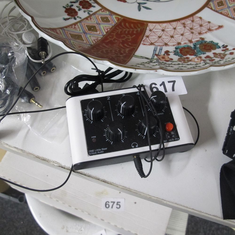 Lot 617: amplifier