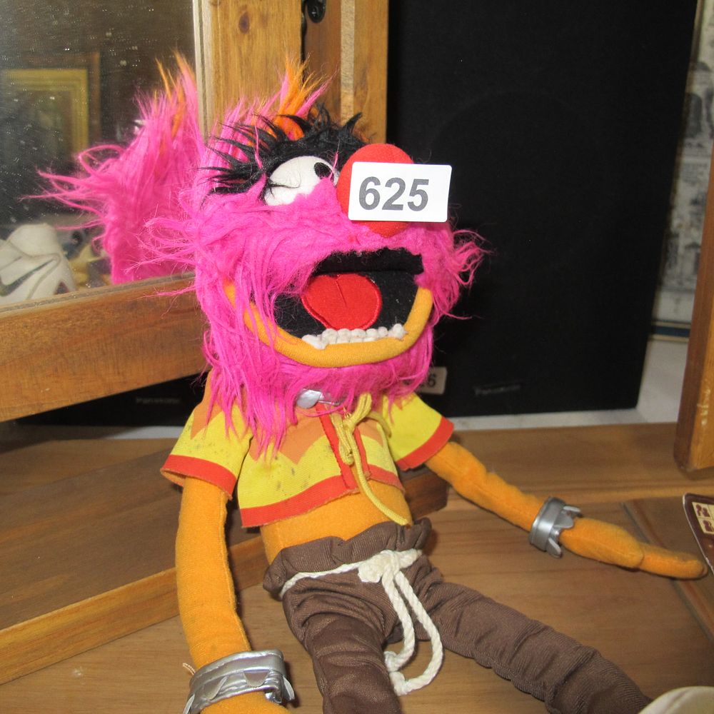 Lot 625: animal