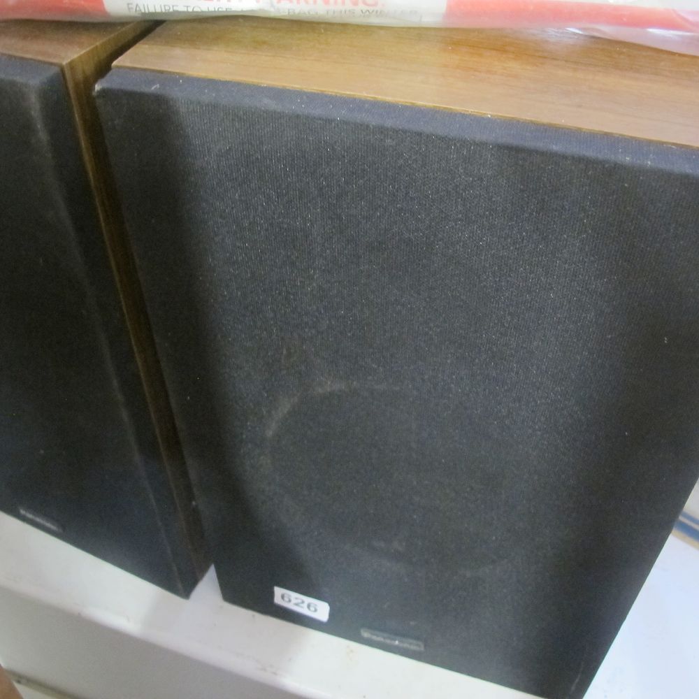 Lot 626: pair of Pioneer speakers