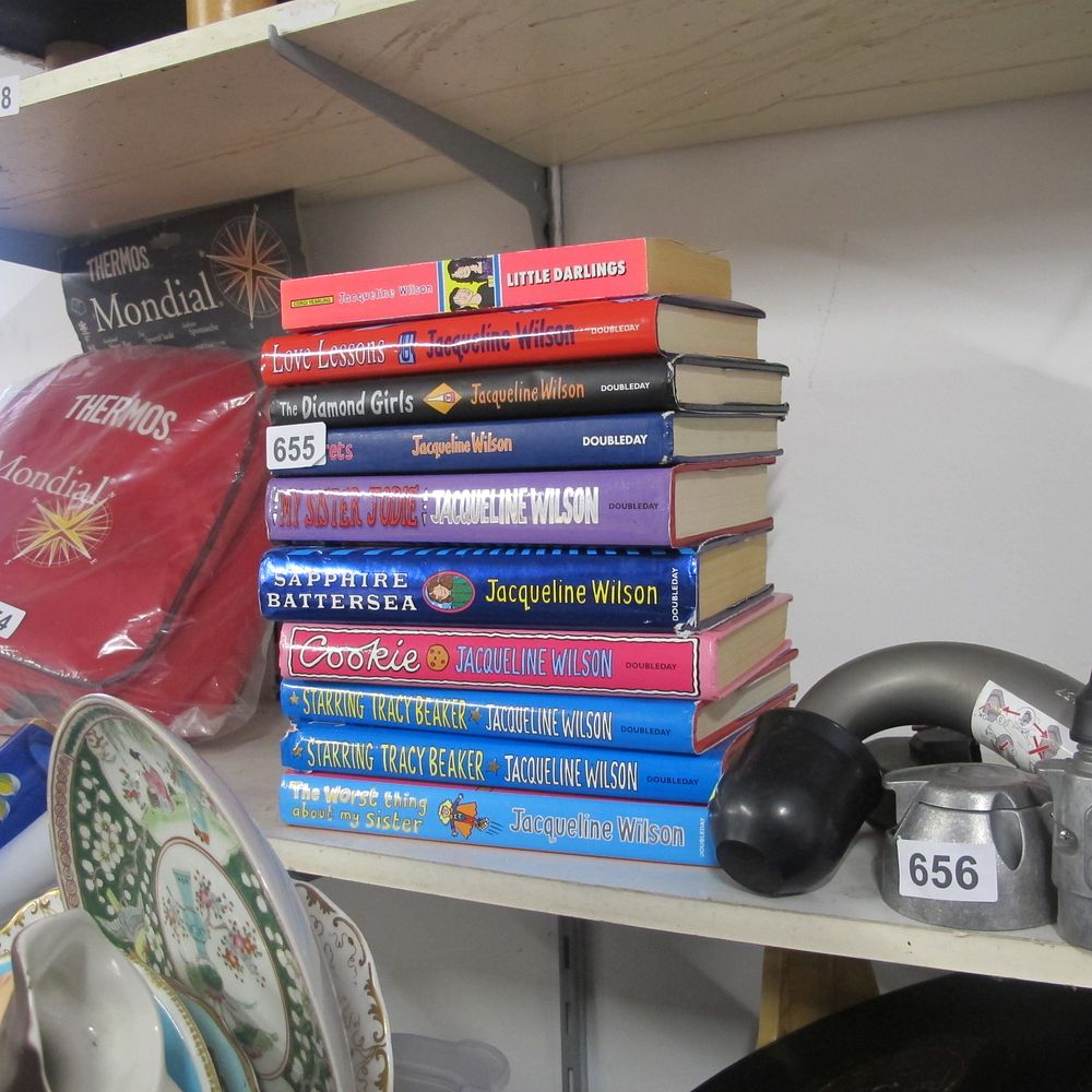 Lot 655: qty of Jacqueline Wilson books