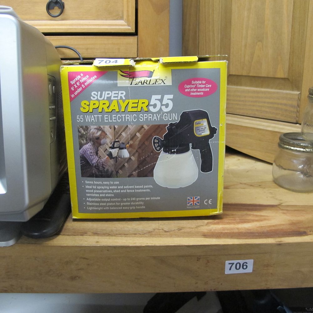 Lot 704: electric gun paint spray