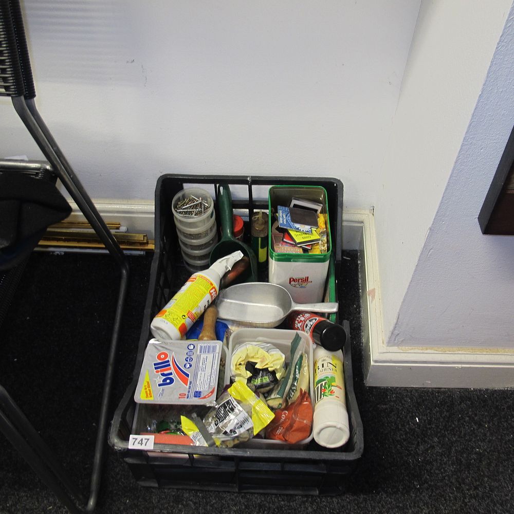 Lot 747: misc box of cleaning stuff