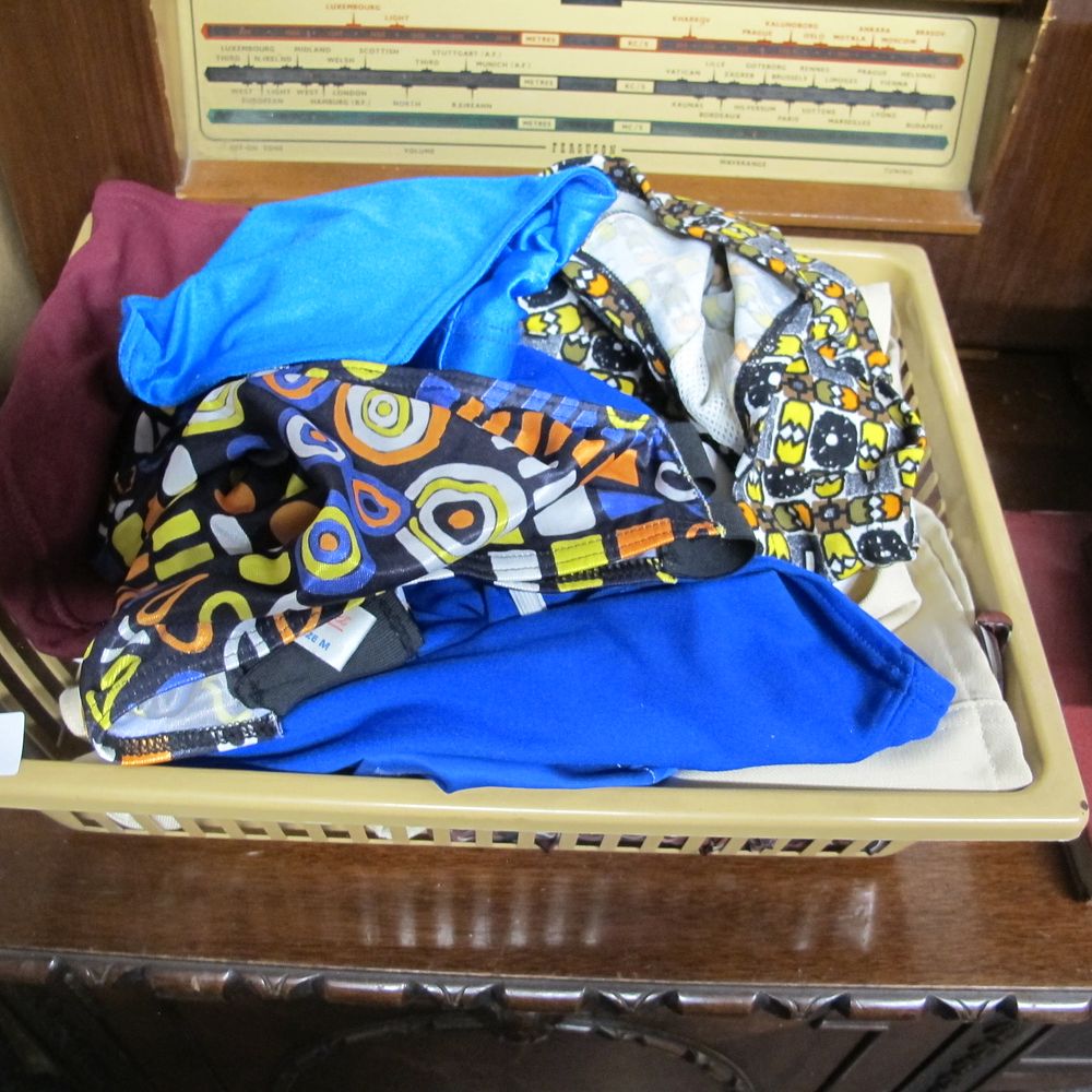Lot 783: collection of Phil's under crackers
