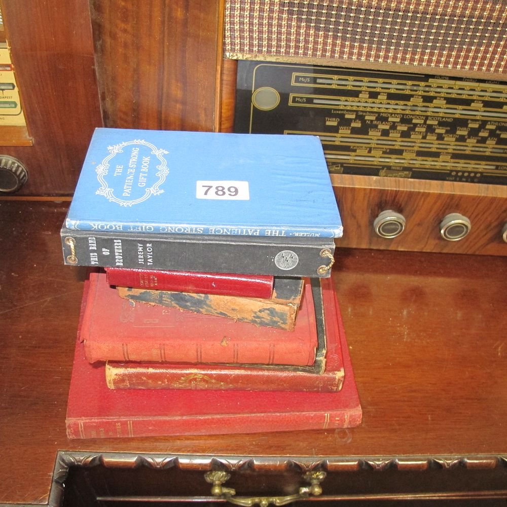 Lot 789: 7 vintage books