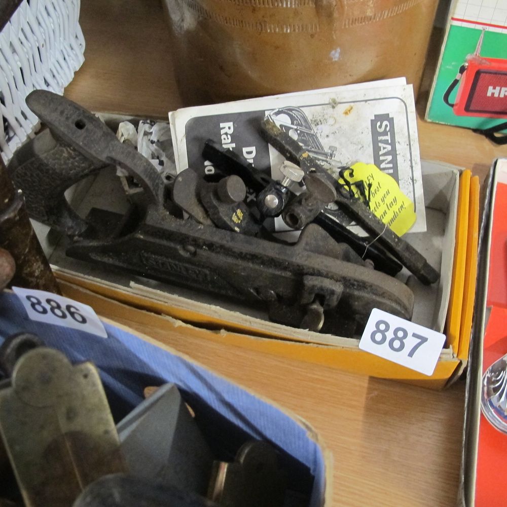 Lot 887: Stanley 78 carpenters combination plane