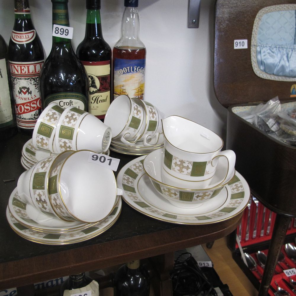 Lot 901: a collection of Spode fine china teaware