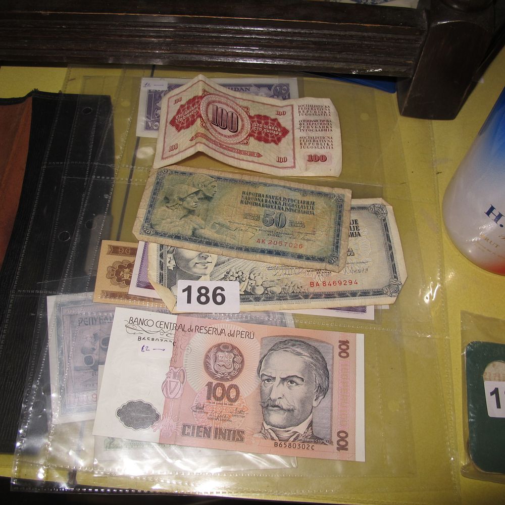 Lot 186: Qty of World bank notes