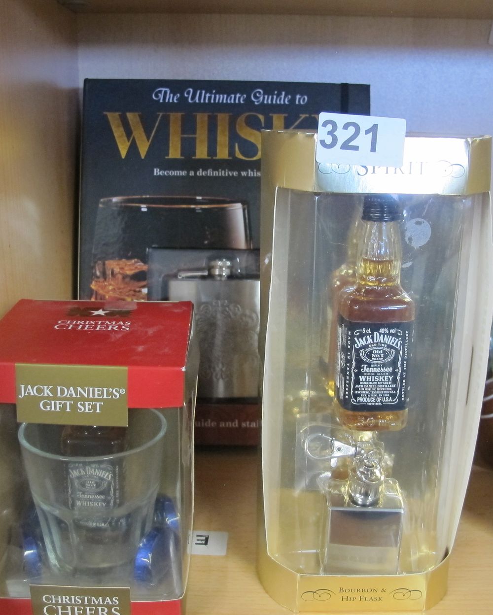Lot 321: Jack Daniels gift sets