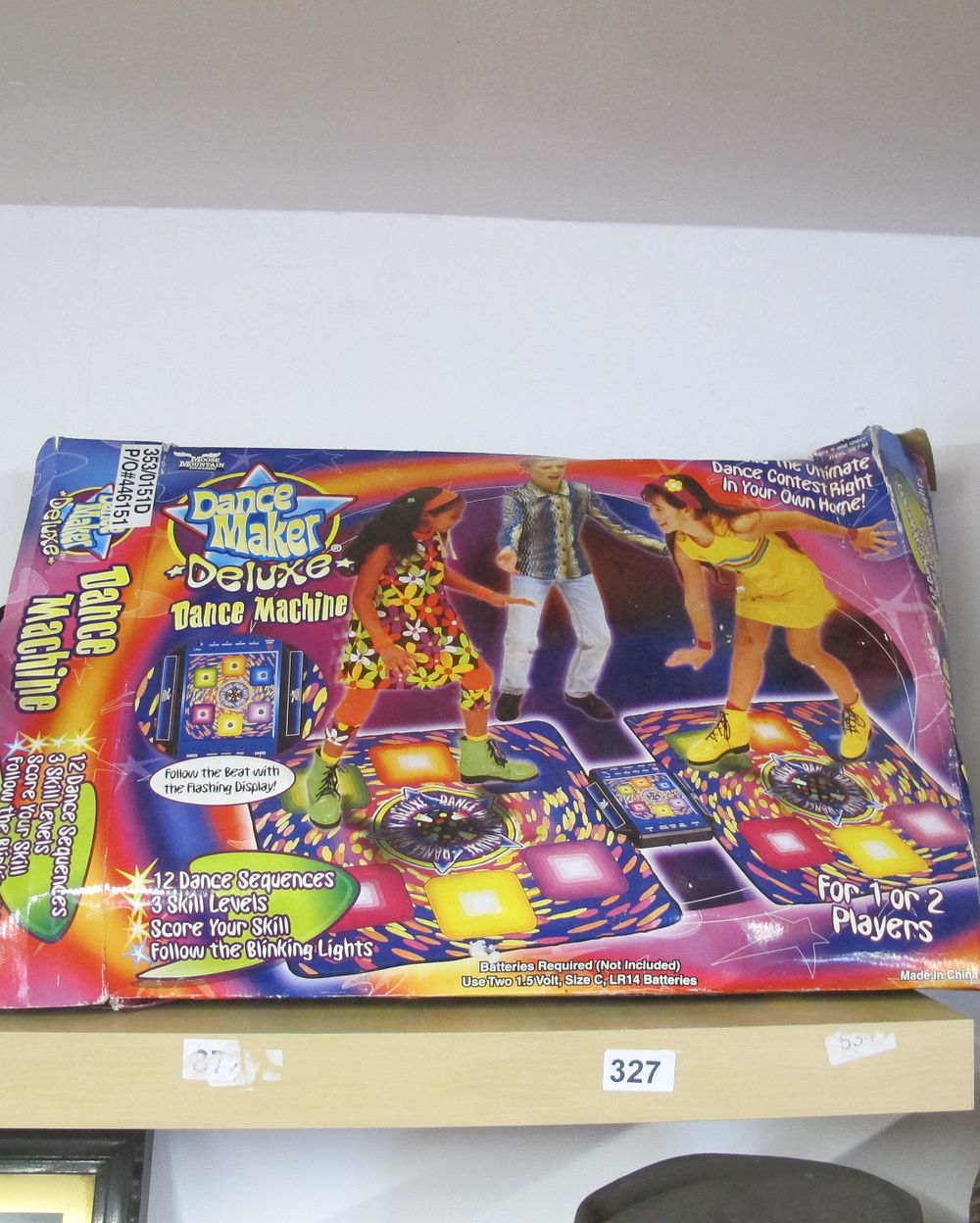 Lot 327: dance maker deluxe dance machine