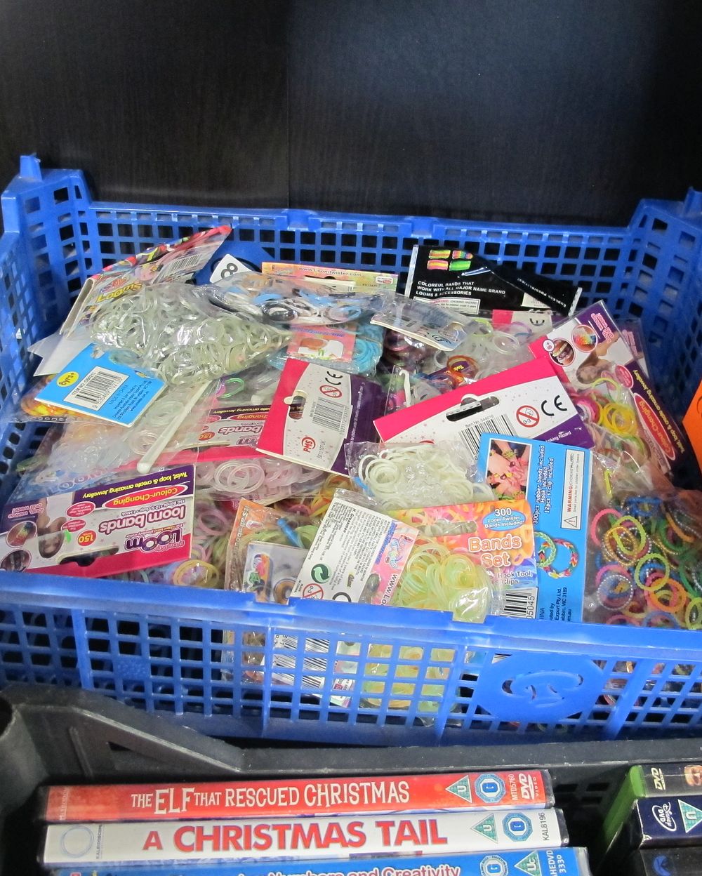 Lot 411: box of loom bands