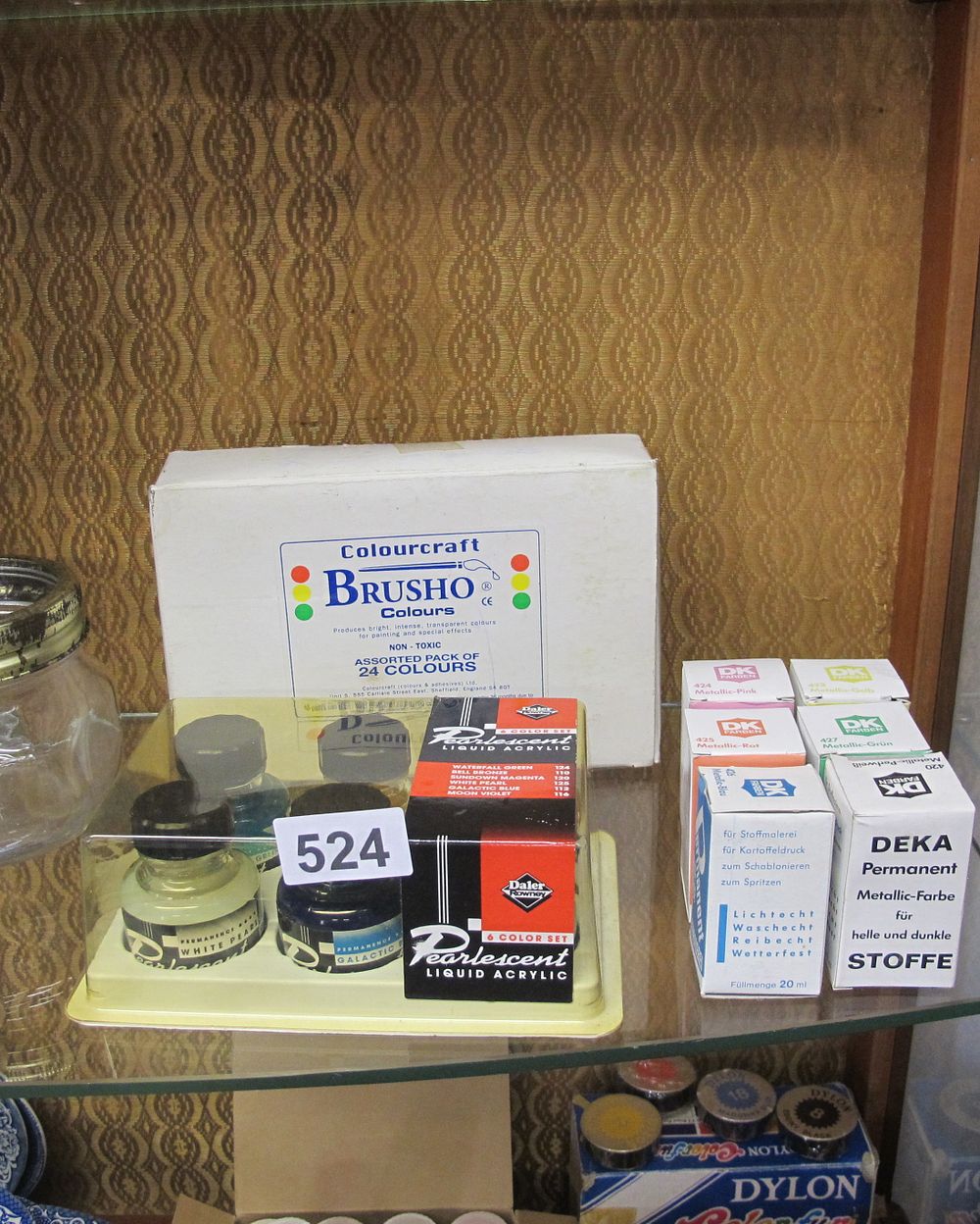 Lot 524: fabric paints