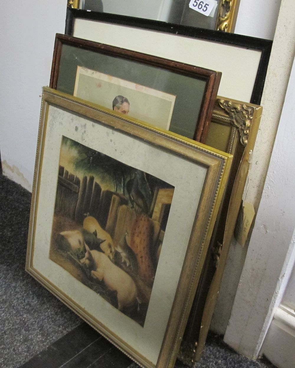 Lot 565: qty of framed and glazed pictures