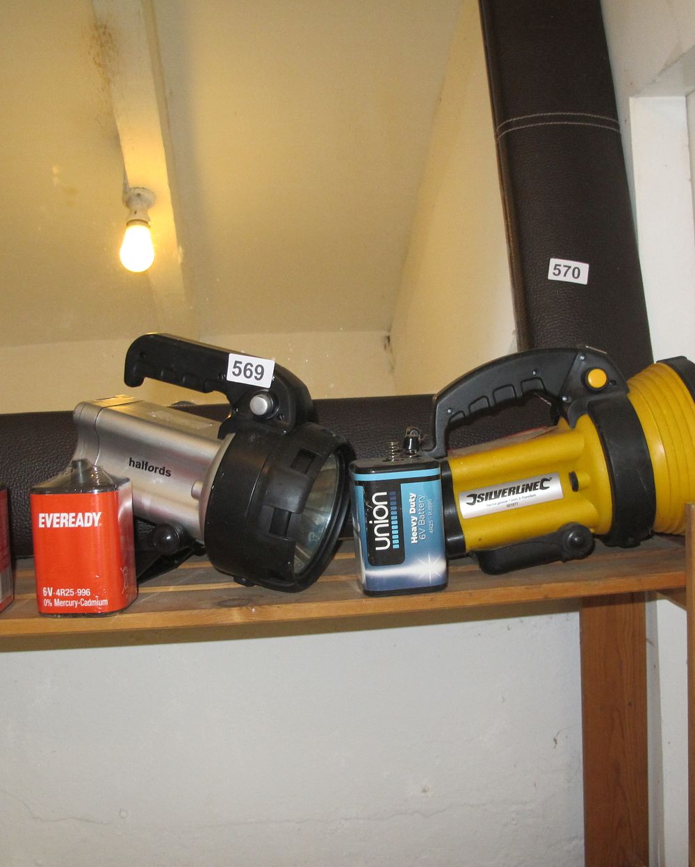 Lot 569: 2 Torches
