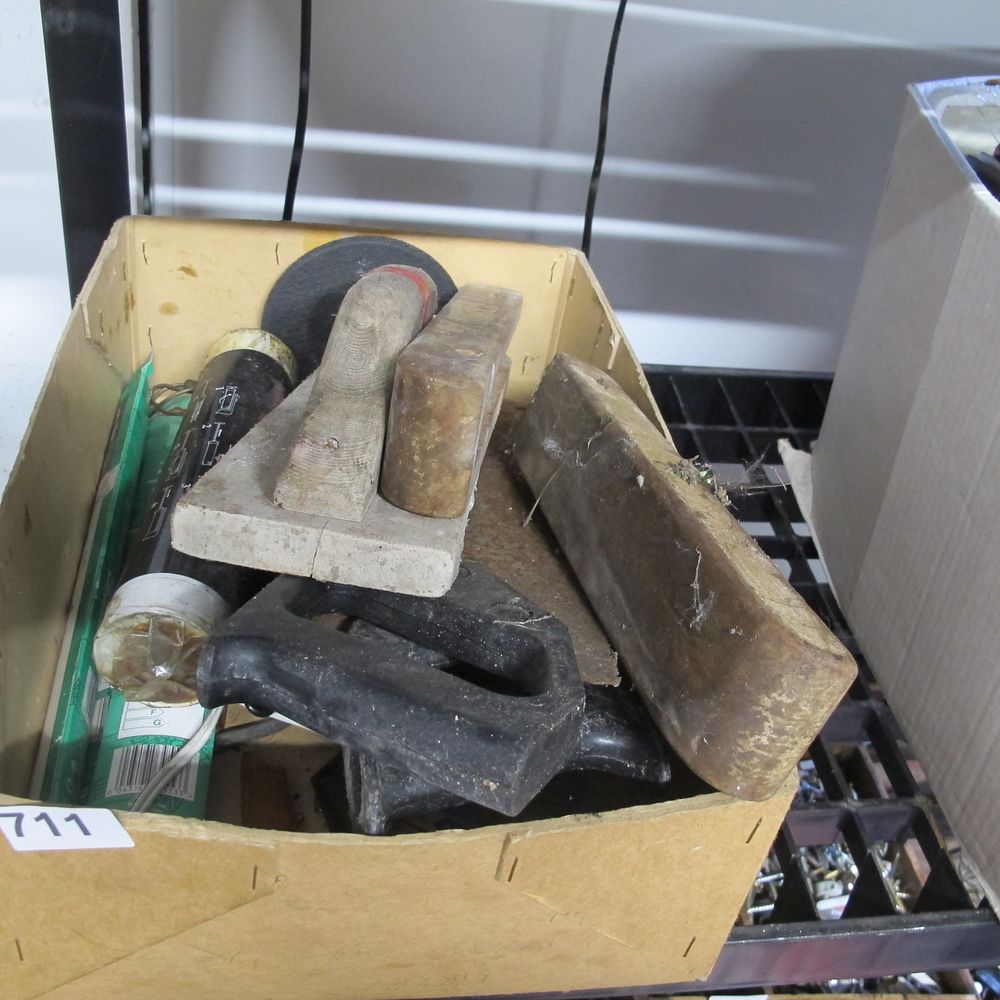 Lot 711: Large box of misc vintage woodworking tools