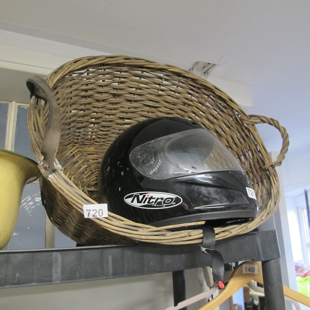 Lot 720: basket