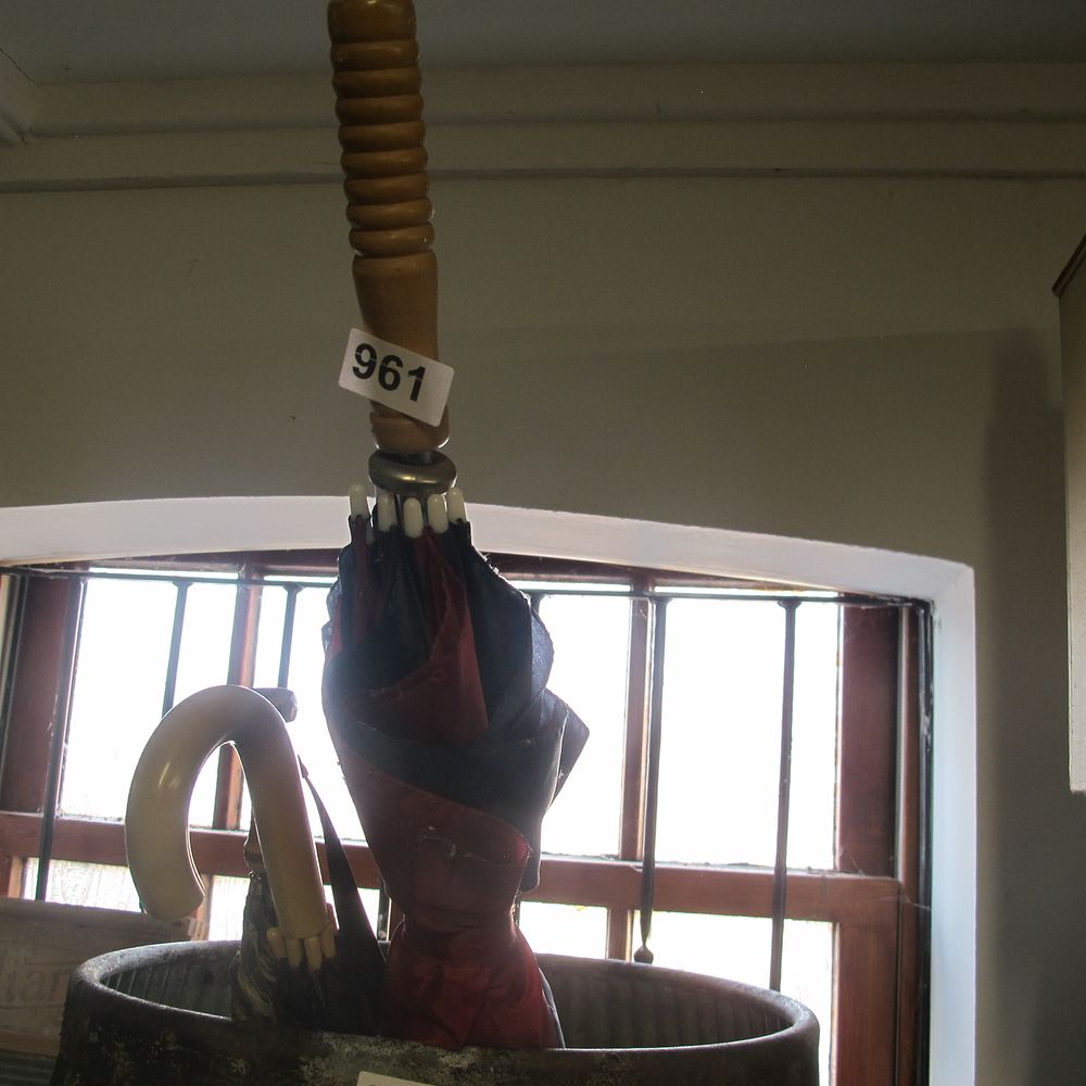 Lot 961: Umbrellas