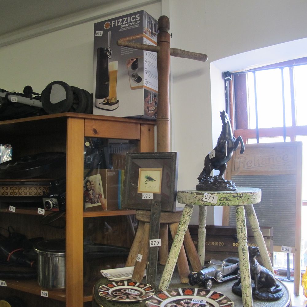 Lot 969: Vintage wash dolly