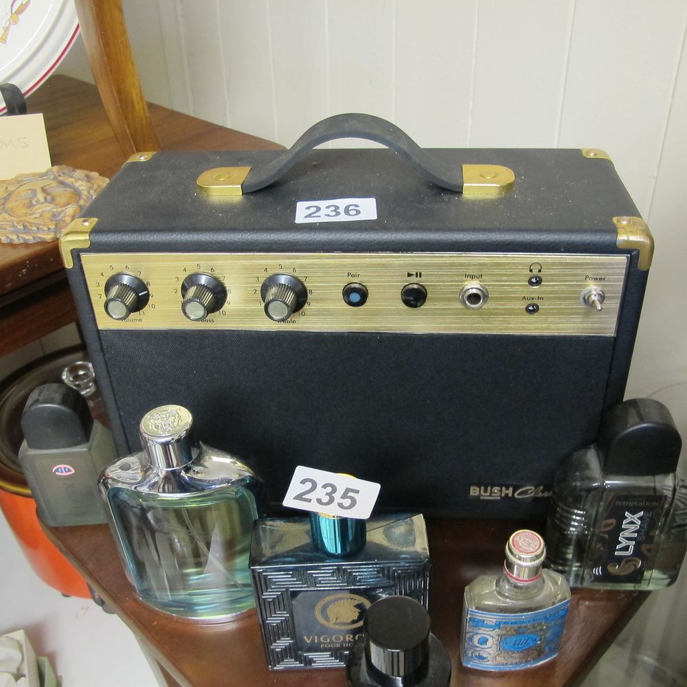 Lot 236: Amplifier