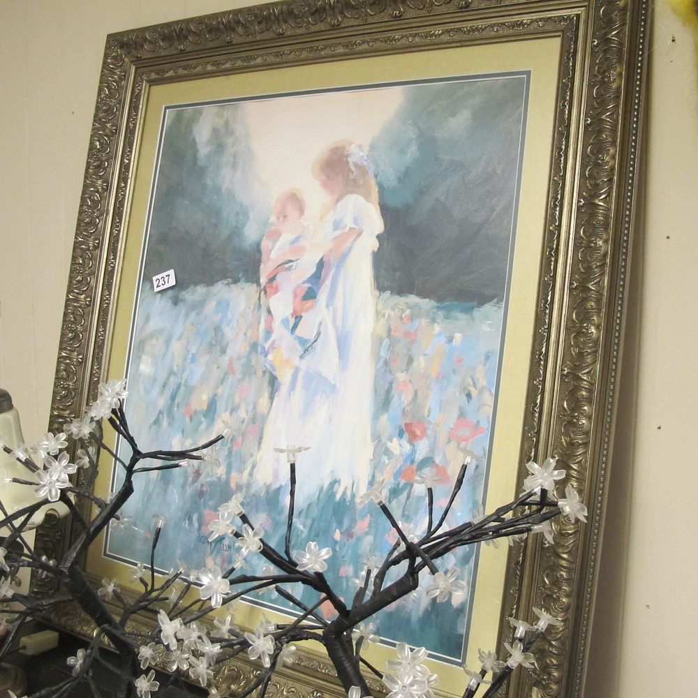 Lot 237: Gilt framed vintage picture