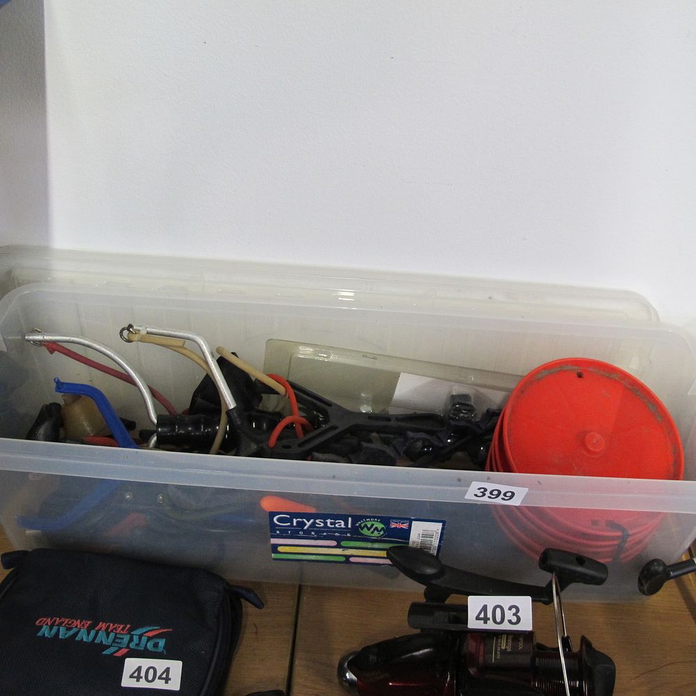 Lot 399: various fishing eqt