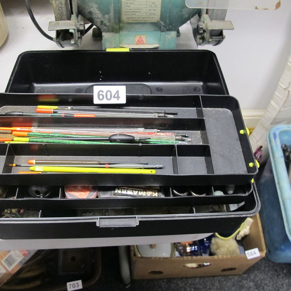 Lot 604: Fishing tackle box and contents