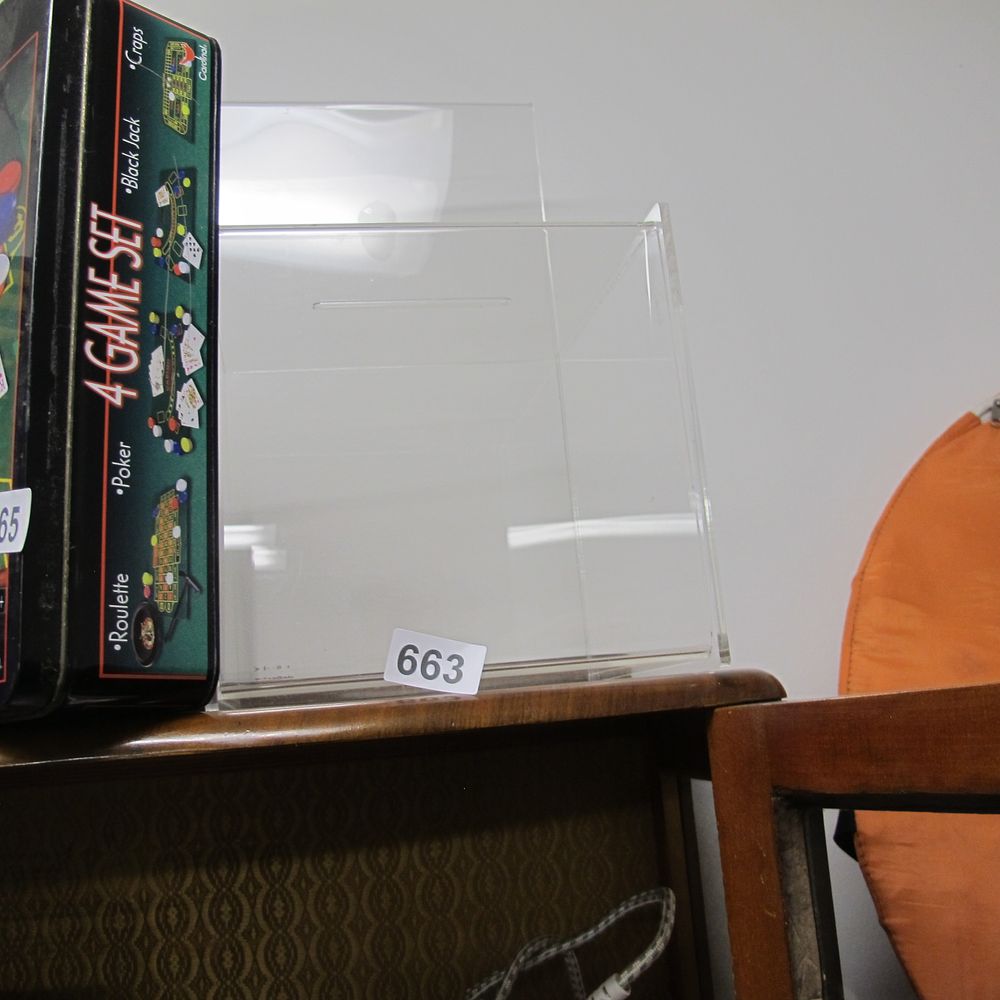 Lot 663: Clear acrylic leaflet holder
