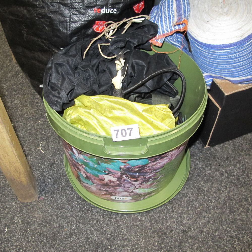 Lot 707: misc fishing eqpt