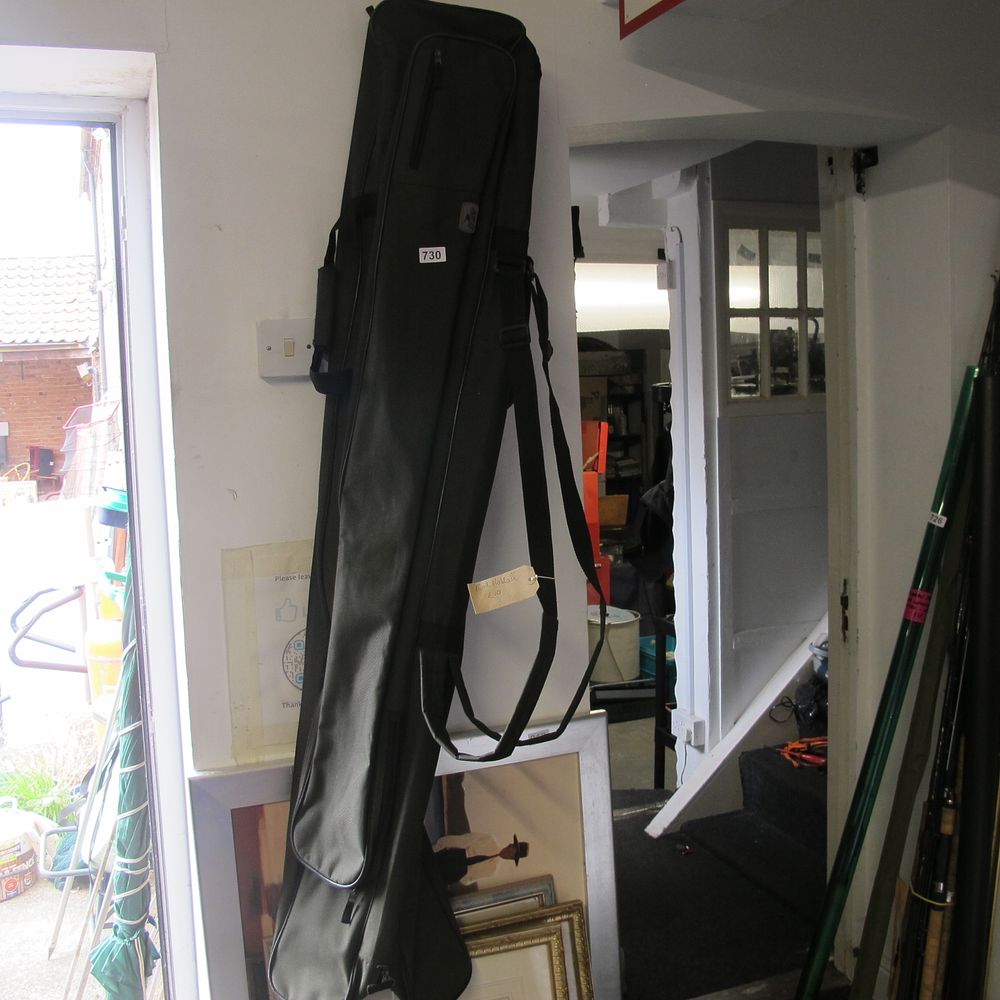 Lot 730: Crane rod holdall