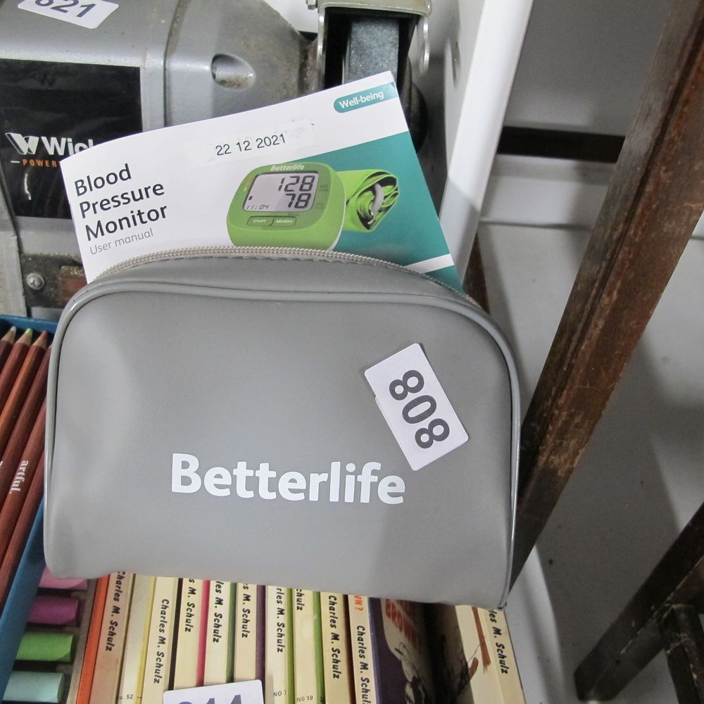 Lot 808: Blood pressure monitor